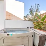 Luxury 1st Floor In Nerja