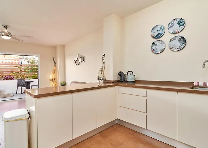 Luxury 1st Floor In 内尔哈